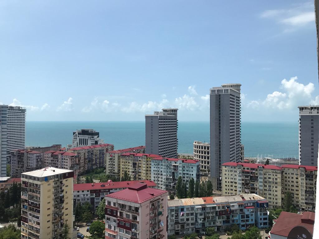 Salome'S Residence Batumi Bagian luar foto